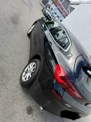 BMW X2 xDrive20i Aut. Advantage Bild 3