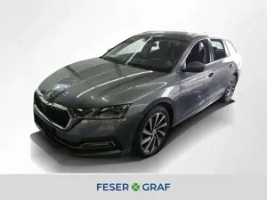 Skoda Octavia Combi Style 2.0 TDI DSG HUD AHK RFK Matrix
