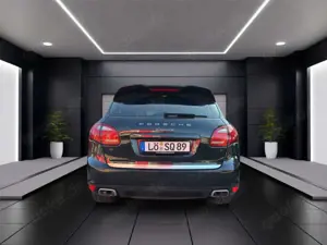 Porsche Cayenne Diesel Lackschäden!!! TÜV+SERVICE-NEU Bild 3