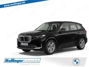 BMW iX1 xDrive 30 KomfZ AdapLED HUD PaAs Plus LiveProf