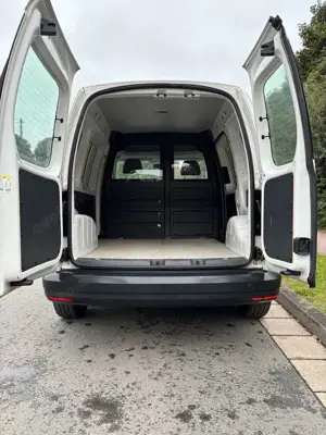 Volkswagen Caddy Caddy 2.0 TDI Kastenwagen BMT EU6*Klima Bild 4