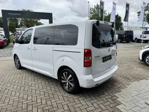 Toyota Proace Verso 2.0 L1 Team Deutschland NAVI ACC Bild 2