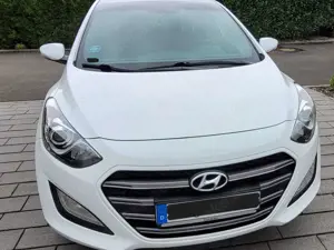Hyundai i30 i30 blue 1.6 Passion Plus mit Panoramadach