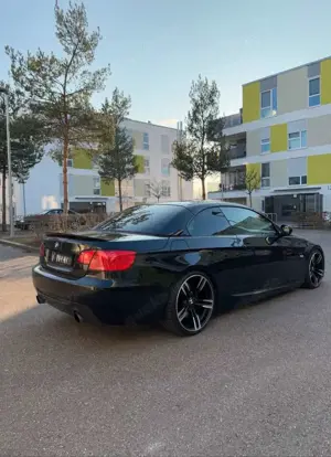 BMW 325 325d DPF Cabrio Aut. M Sport Edition Bild 2