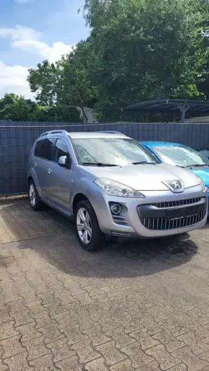Peugeot 4007 HDI FAP 7-Sitzer Active