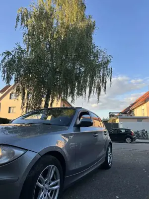 BMW 118 118i Bild 2