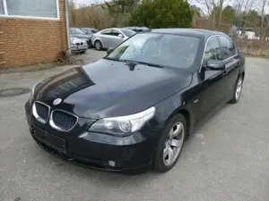 BMW 525 525i Limousine Xenon  Leder Navi Automatik Einpark