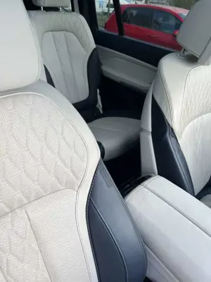 BMW X7 M M50d Bild 3