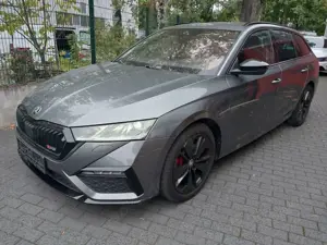 Skoda Octavia Combi RS+Pano+LED+RFK