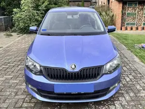 Skoda Fabia Fabia Combi 1.0 TSI Active Bild 3