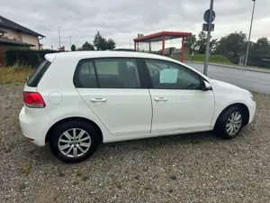 Volkswagen Golf Golf 1.6 TDI DPF Team Bild 2