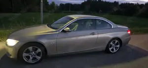 BMW 320 320i Cabrio Bild 2