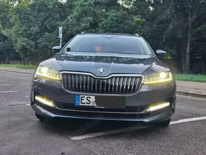 Skoda Superb Superb Combi 2.0 TSI 4x4 DSG L Bild 4