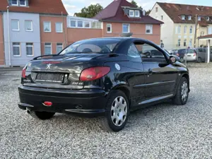 Peugeot 206 206 CC 110 Bild 3