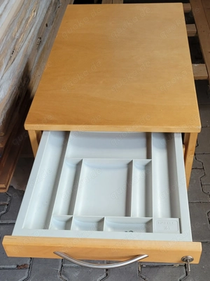 Schreibtisch Container in Buche. Bild 5
