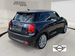 MINI Cooper SE 3-Türer MINI Yours Trim Pano Head Up Display Bild 5