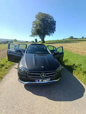 Mercedes-Benz E 200 9G-TRONIC Avantgarde