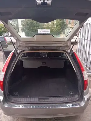 Ford Mondeo Mondeo 1.8 Turnier Ghia