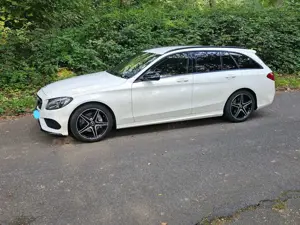Mercedes-Benz C 220 C 220 d T 9G-TRONIC AMG Line Bild 3