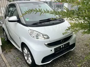 smart forTwo Passion Panodach Multi Wippen Navi Touch Alu - KA Bild 4