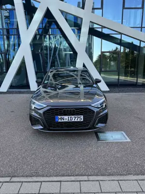 Audi A3 30 TFSI Sportback S tronic sport
