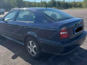 Skoda Octavia 1.8 20V SLX Bild 4