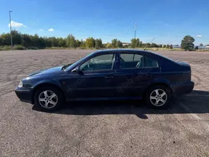 Skoda Octavia 1.8 20V SLX Bild 3