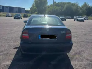 Skoda Octavia 1.8 20V SLX Bild 5