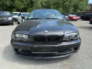 BMW 323 Cabrio+Leder+Automatik Bild 2