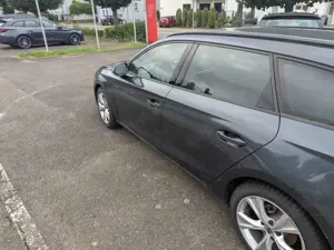 SEAT Leon Leon ST 1.5 TSI  FR DSG 110KW Bild 4