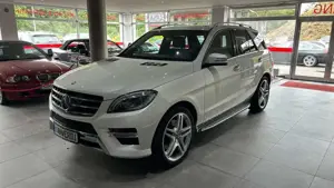 Mercedes-Benz ML 500 4MATIC BlueEFFICIENCY AMG-SPORTPAKET