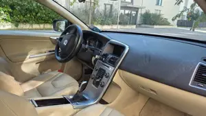 Volvo XC60 XC60 D4Kinetic Bild 2