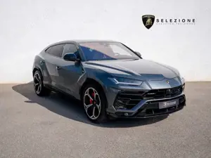 Lamborghini Urus 22" BIG CARBON BO PANO AHK MASSAGE PARK-PAKET