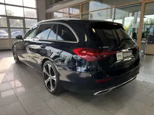 Mercedes-Benz C 300 4Matic T Edition Avantgarde, Standheizung! Bild 5