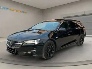 Opel Insignia ST 2.0d Ultim. 4x4 LUX CARPLAY PANO AHK