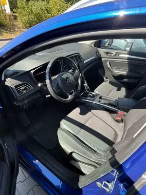 Renault Megane Kombi Intens Plug-In Hybrid