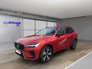 Volvo XC60 Plus Dark Recharge Plug-In Hybrid AWD