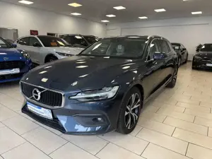 Volvo V60 Momentum*Pano*Cockpit*Navi*LED*RCam*CarPlay* Bild 1