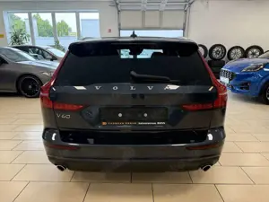 Volvo V60 Momentum*Pano*Cockpit*Navi*LED*RCam*CarPlay* Bild 5