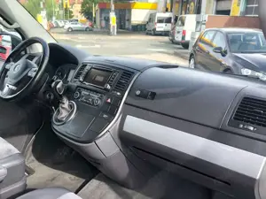 Volkswagen T5 Multivan Multivan Edition 25  AHK Sitzheizung Bild 5