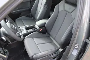 Audi Q3 SUV S line Q3 40 TFSI quattro S tronic Optikp Bild 5