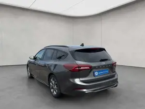 Ford Focus Turnier 1.0 EcoBoost Hybrid Aut. ST-LINE Bild 3
