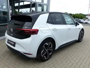 Volkswagen ID.3 Pro Performance Max 150 kW *LED*Navi*DCC*PDC* Bild 5
