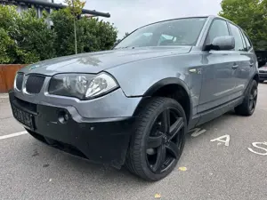 BMW X3 Baureihe X3 2.5i*xDrive*AHK*