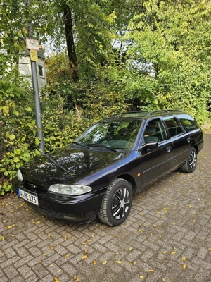 Ford Mondeo Kombi , preiswert , alt aber technisch ok