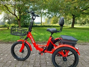 Neuwertiges20 Zoll Aluminum Ebike Faltbar mit 7.5 cm Baloon Reifen
