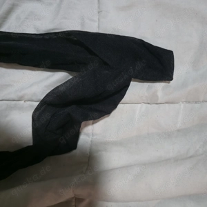 Halterlosestrümpfe getragen Bild 2