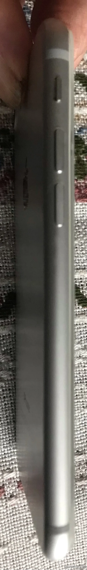IPhone 7 in weiß mit 128 GB Speicher Bild 4