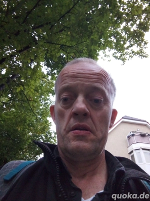  Er 55 sucht Frau mit Herz am richtigen Fleck eine Frau zu heiraten zum Heiraten also eine Prinzessi