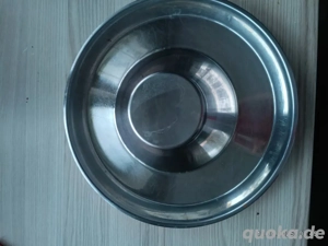 Futternapf für mehrere Welpen